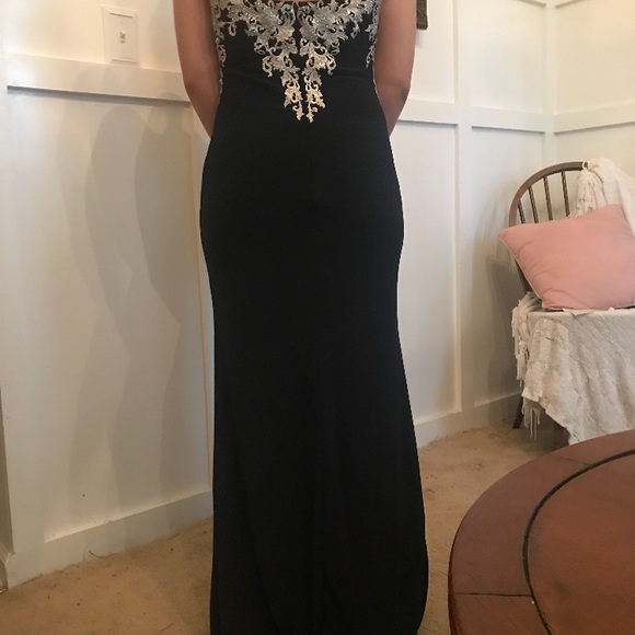 Prom dress - Picture 3 of 4